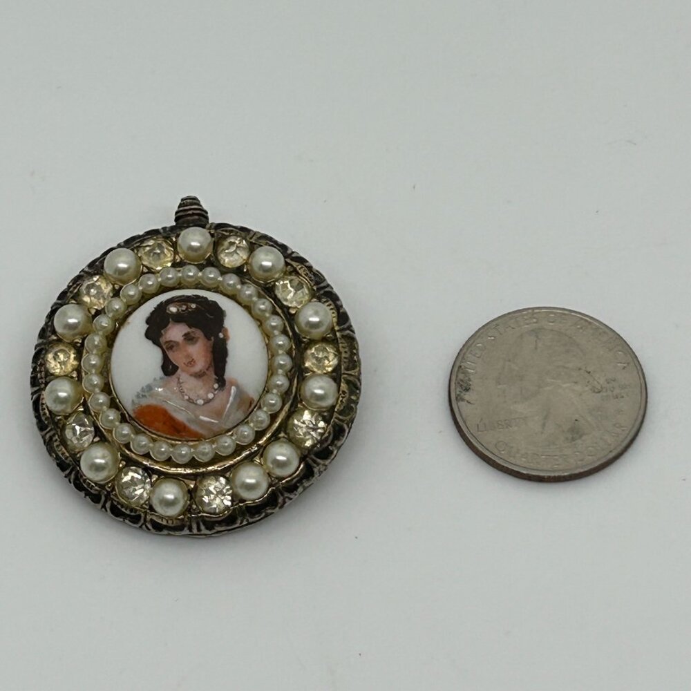 Vintage Limoges Porcelain Cameo Brooch Faux Pearls Rhinestones Hand Painted READ - Picture 2 of 16